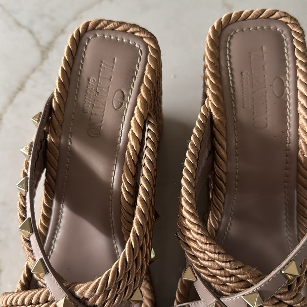 Valentino Rockstud Rope Wedges - Picture 4 of 6